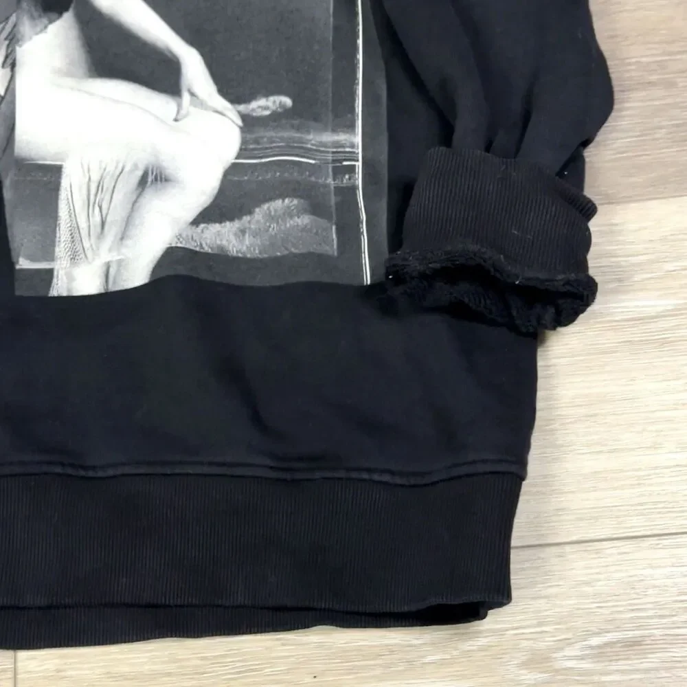GIVENCHY DISNEY Monochrome Bambi Limited Edition Urban Chic Lux Black Sweatshirt - Picture 4 of 13